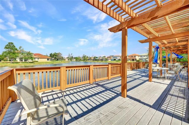 8910 Paseo De Valencia ST, Fort Myers, FL 33908
