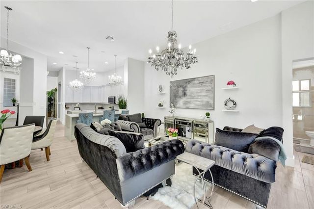 8910 Paseo De Valencia ST, Fort Myers, FL 33908