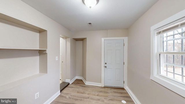 1211 18TH PL NE, Washington, DC 20002