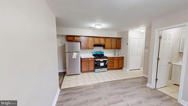 1211 18TH PL NE, Washington, DC 20002