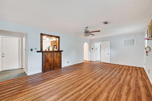 7426 Miley Street, Houston, TX 77028