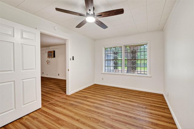 7426 Miley Street, Houston, TX 77028