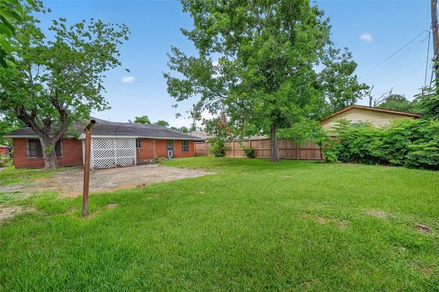 7426 Miley Street, Houston, TX 77028