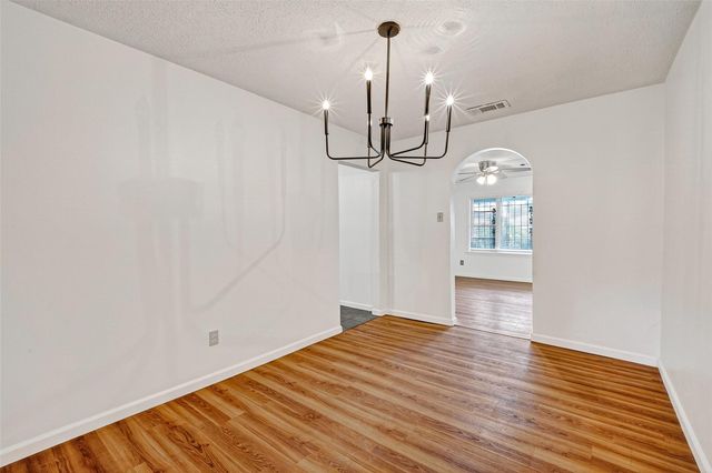 7426 Miley Street, Houston, TX 77028