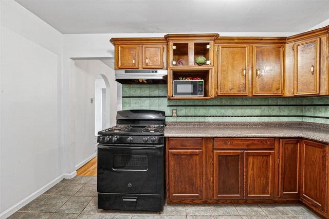 7426 Miley Street, Houston, TX 77028