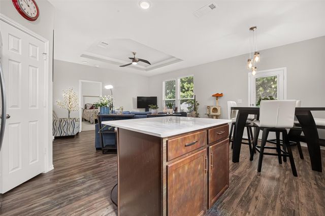 2366 Timberland Country Drive, Conroe, TX 77304