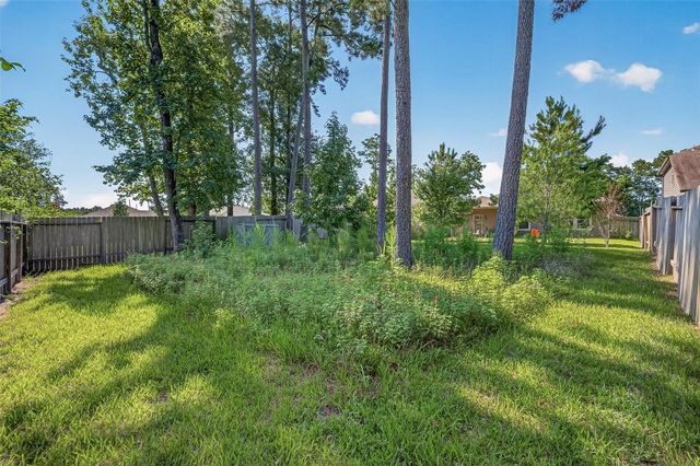 2366 Timberland Country Drive, Conroe, TX 77304