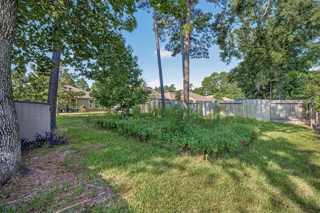 2366 Timberland Country Drive, Conroe, TX 77304