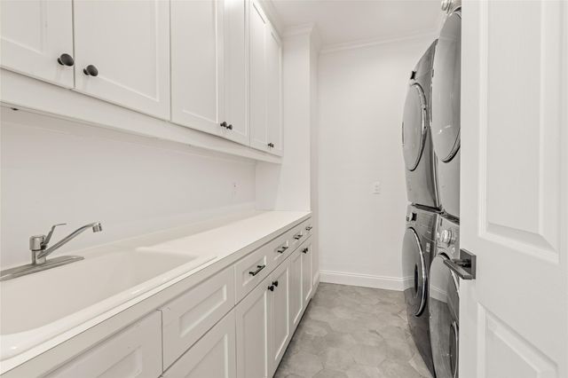 6614 Mercer Street, Houston, TX 77005