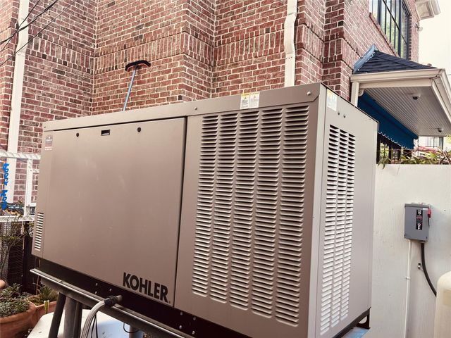 6614 Mercer Street, Houston, TX 77005