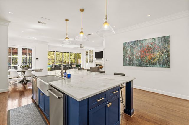 6614 Mercer Street, Houston, TX 77005