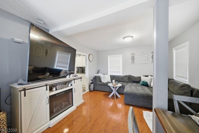 94 S 21St Ave, Manville Boro, NJ 08835