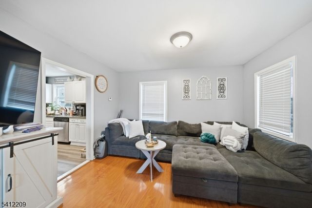 94 S 21St Ave, Manville Boro, NJ 08835