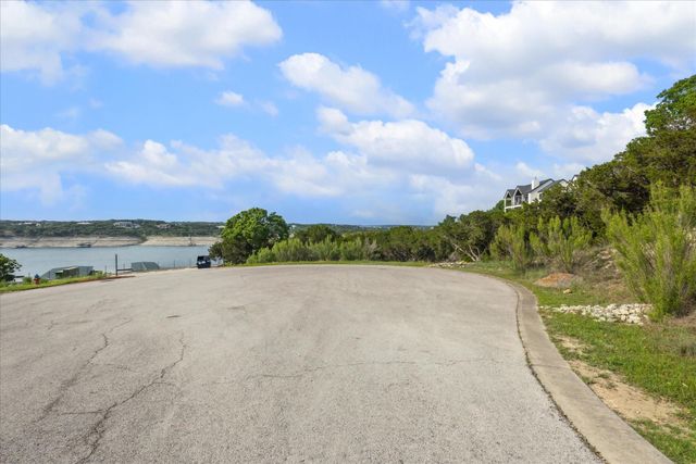 200 Westwater CT, Lago Vista, TX 78645