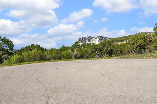 200 Westwater CT, Lago Vista, TX 78645