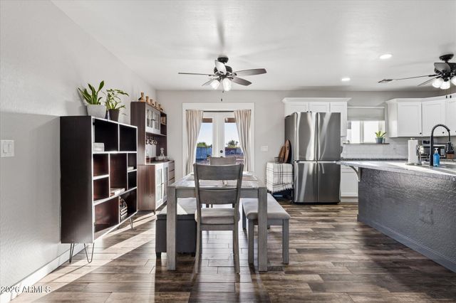 5146 N FLORES Lane, Casa Grande, AZ 85194