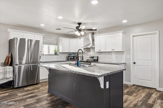 5146 N FLORES Lane, Casa Grande, AZ 85194