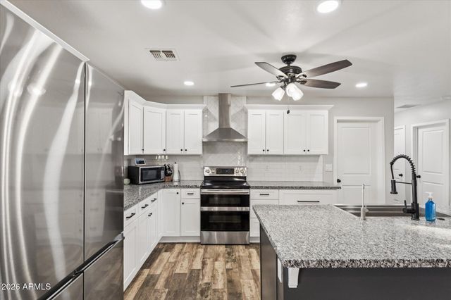5146 N FLORES Lane, Casa Grande, AZ 85194