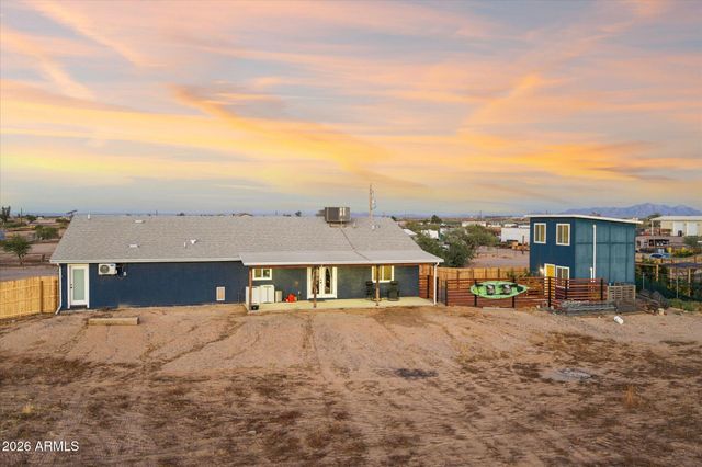 5146 N FLORES Lane, Casa Grande, AZ 85194
