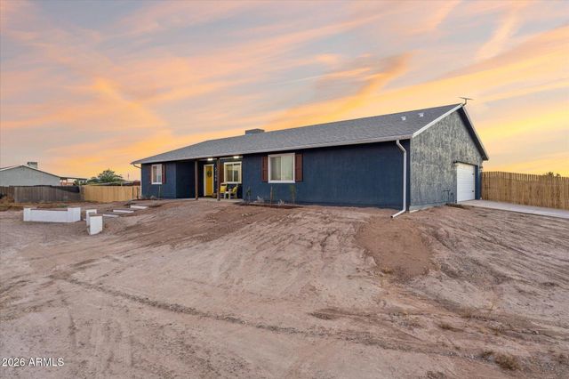 5146 N FLORES Lane, Casa Grande, AZ 85194