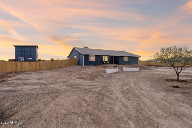 5146 N FLORES Lane, Casa Grande, AZ 85194