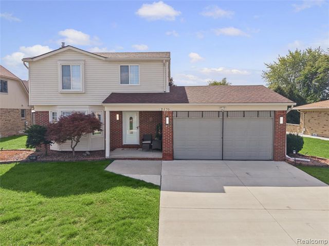 2870 Marlbank Drive, Sterling Heights, MI 48310