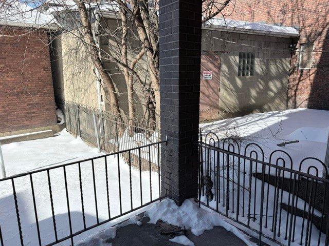 511 Main St, E Pittsburgh, PA 15112