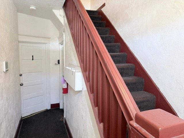 511 Main St, E Pittsburgh, PA 15112