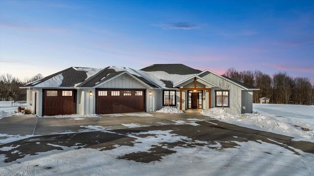 212508 STURM ROAD, Stratford, WI 54484