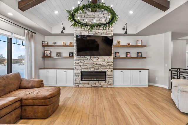 212508 STURM ROAD, Stratford, WI 54484