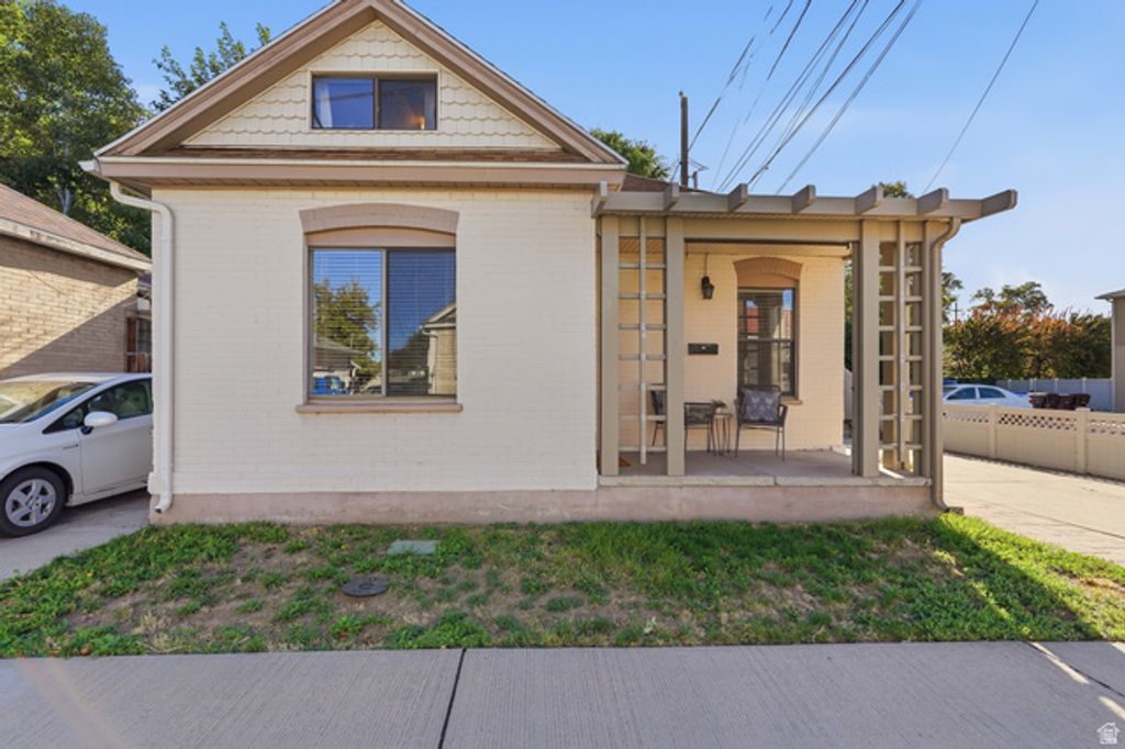 653 S EGLI CT, Salt Lake City, UT 84102 — exterior