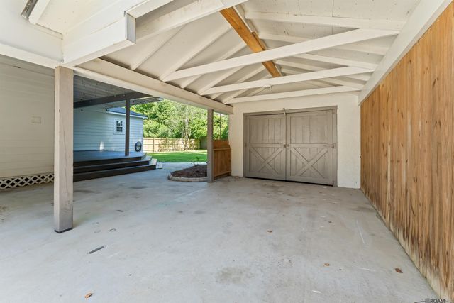 4759 Sweetbriar St, Baton Rouge, LA 70808