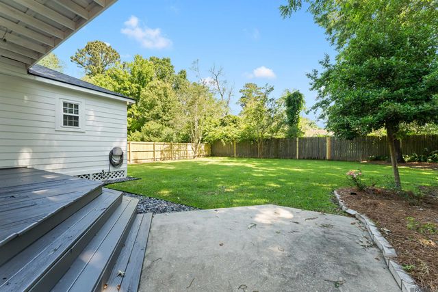 4759 Sweetbriar St, Baton Rouge, LA 70808