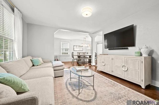 4759 Sweetbriar St, Baton Rouge, LA 70808