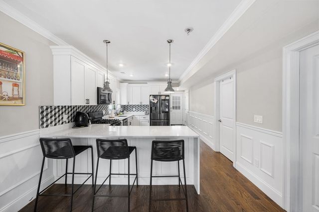 36-38 Fenwick 38, Somerville, MA 02145
