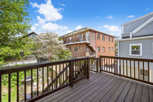 36-38 Fenwick 38, Somerville, MA 02145