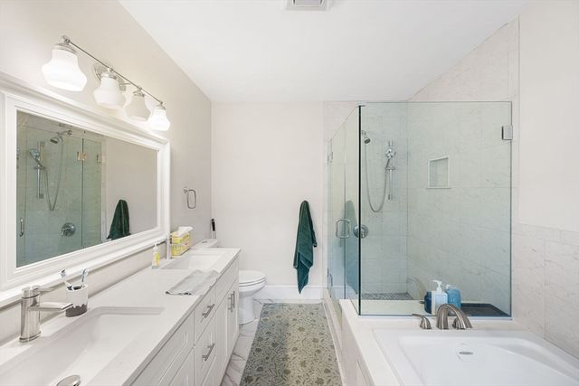 36-38 Fenwick 38, Somerville, MA 02145