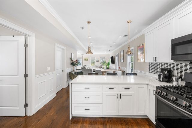36-38 Fenwick 38, Somerville, MA 02145