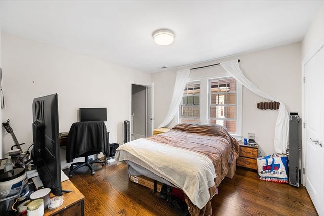 36-38 Fenwick 38, Somerville, MA 02145