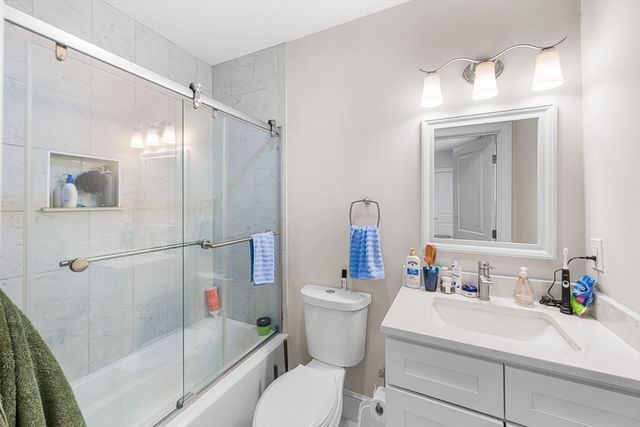 36-38 Fenwick 38, Somerville, MA 02145