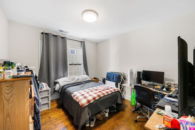 36-38 Fenwick 38, Somerville, MA 02145