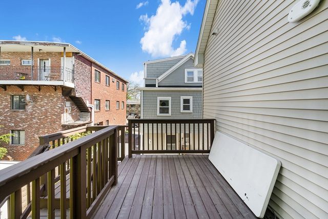 36-38 Fenwick 38, Somerville, MA 02145