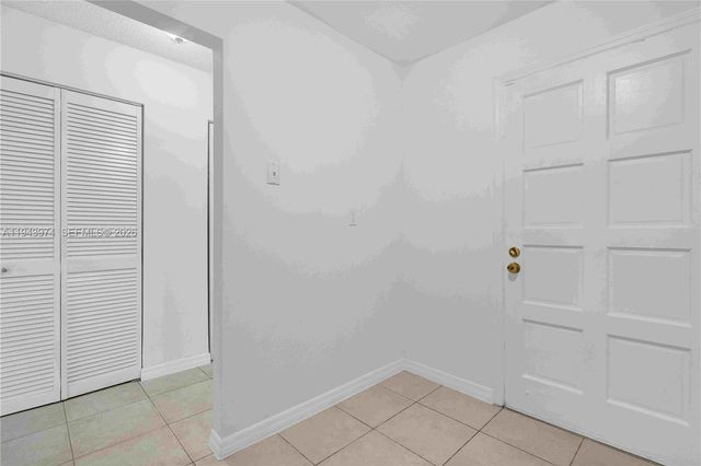 8600 SW 109th Ave 4-101, Miami, FL 33173