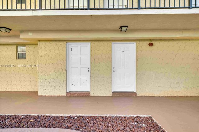 8600 SW 109th Ave 4-101, Miami, FL 33173