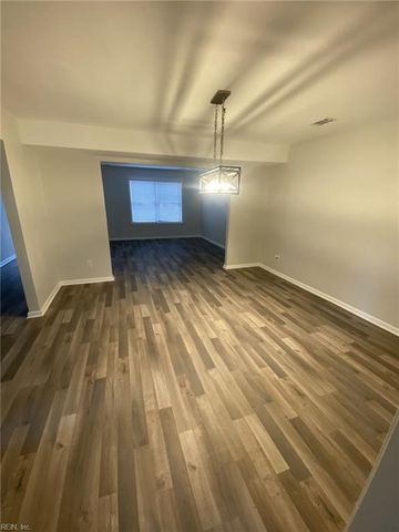 988 Kela CRES, Virginia Beach, VA 23451