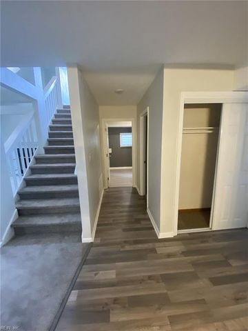 988 Kela CRES, Virginia Beach, VA 23451