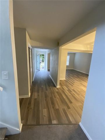 988 Kela CRES, Virginia Beach, VA 23451