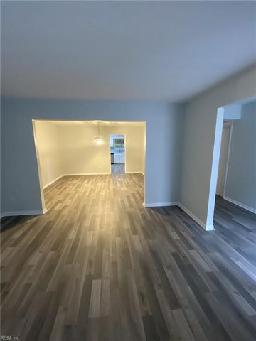 988 Kela CRES, Virginia Beach, VA 23451