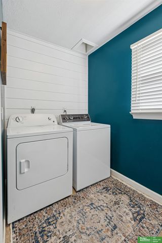 4905 S 95th Circle, Omaha, NE 68127