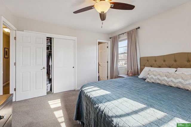 4905 S 95th Circle, Omaha, NE 68127